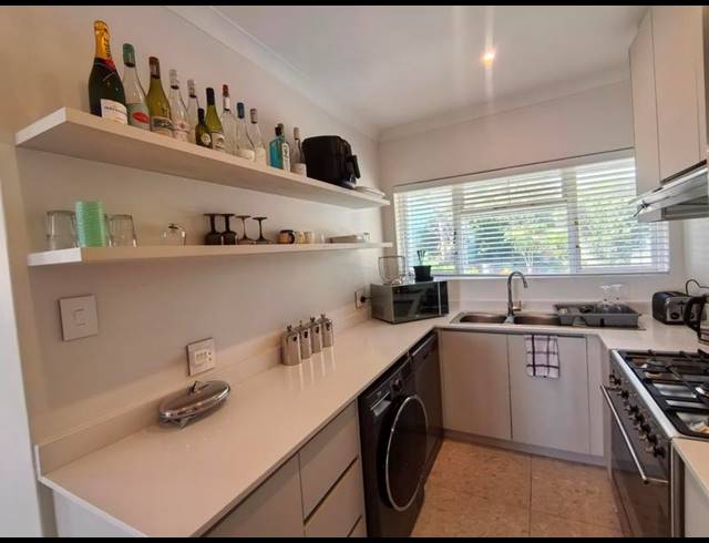 2 BEDROOM PROPERTY TO RENT IN CAMPS BAY